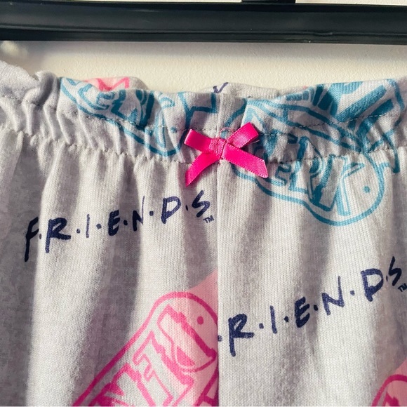 F.R.I.E.N.D.S Pajama Pants Size Large New - Picture 5 of 6